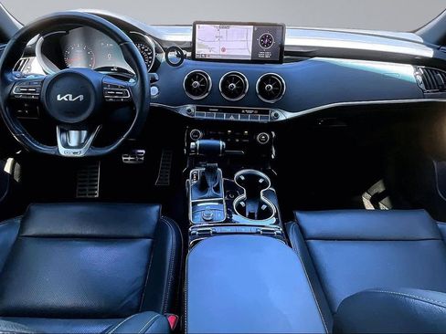Used 2022 Kia Stinger GT-Line RWD image 9