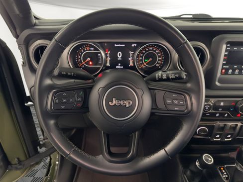 Used 2022 Jeep Wrangler Willys image 19