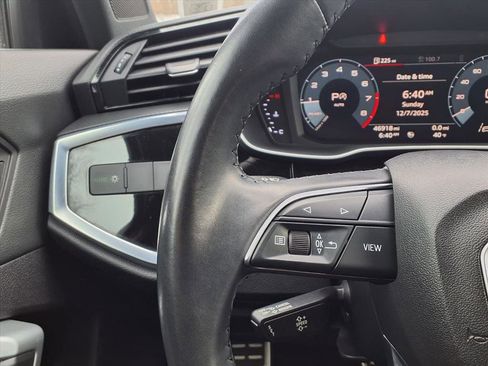 Used 2020 Audi Q3 2.0T Premium image 13