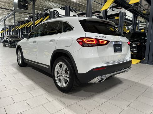 Certified 2023 Mercedes-Benz GLA 250 4MATIC image 3