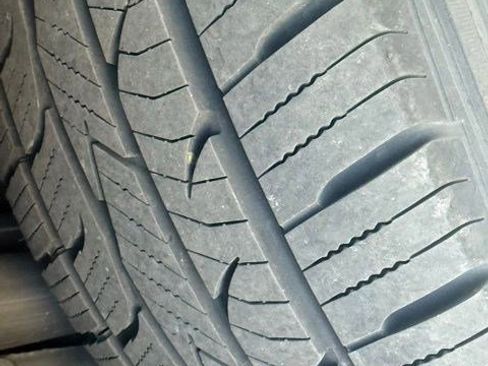 Used 2007 Chevrolet Equinox LT w/ LT Preferred Equipment Group AWD/4WD image 3
