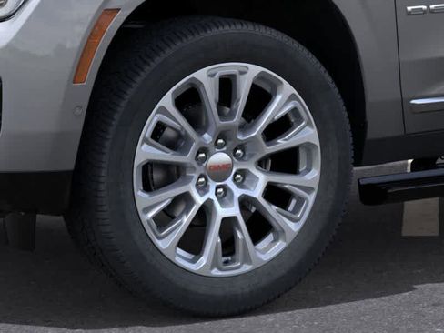 New 2026 GMC Yukon XL Denali w/ Sun & Power Step Package image 9