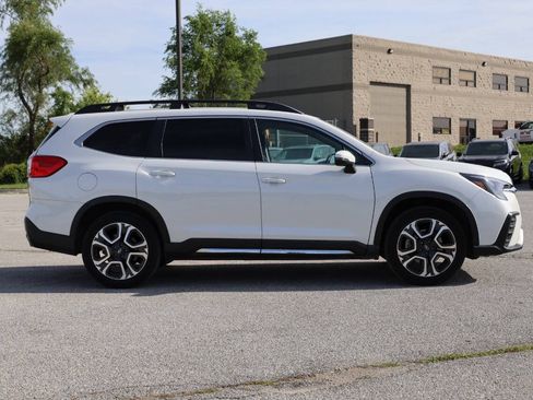 Used 2023 Subaru Ascent Limited AWD/4WD image 7