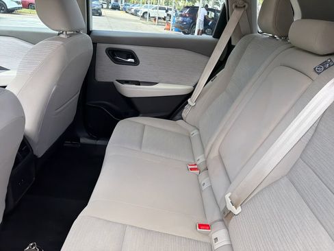 Used 2023 Nissan Rogue SV FWD image 31