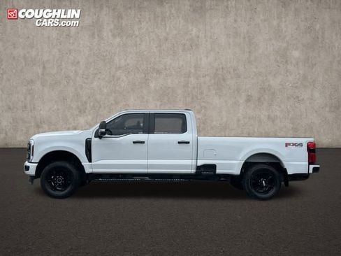 Used 2024 Ford F250 XL w/ STX Appearance Package image 4