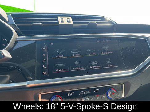 Used 2025 Audi Q3 2.0T Premium w/ Convenience Package image 22