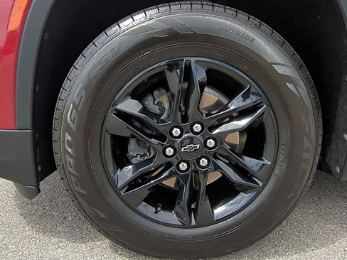 Used 2022 Chevrolet Traverse LT w/ Midnight/Sport Edition FWD image 28