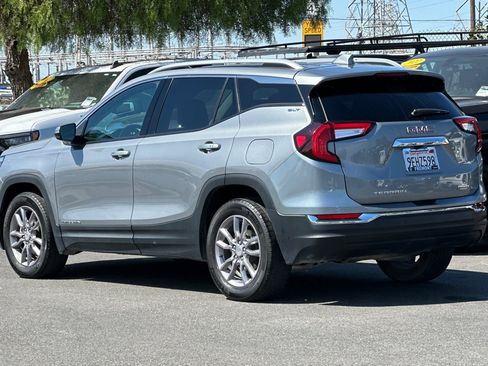 Used 2023 GMC Terrain SLT image 6