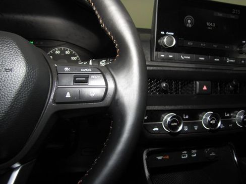 Certified 2025 Honda CR-V Sport image 6