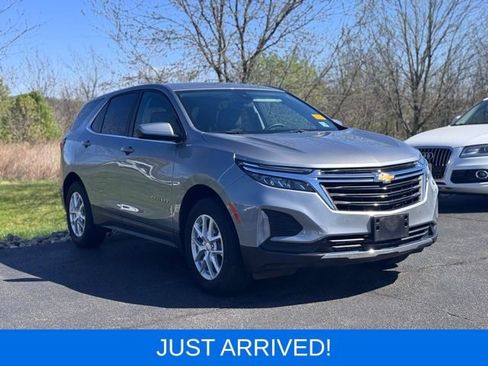 Used 2023 Chevrolet Equinox LT AWD/4WD image 4