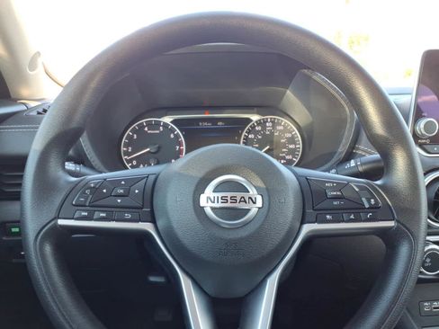 Certified 2023 Nissan Sentra SV FWD image 23