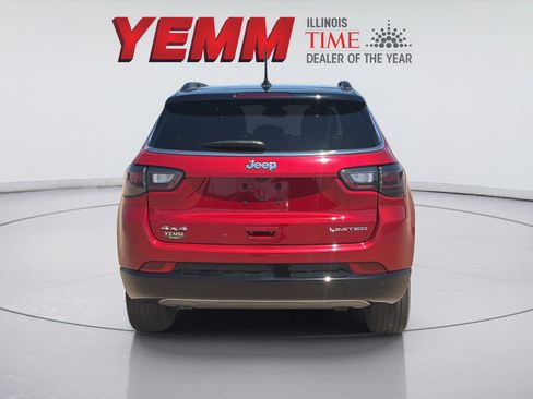 Used 2024 Jeep Compass Limited w/ Elite Group AWD/4WD image 9