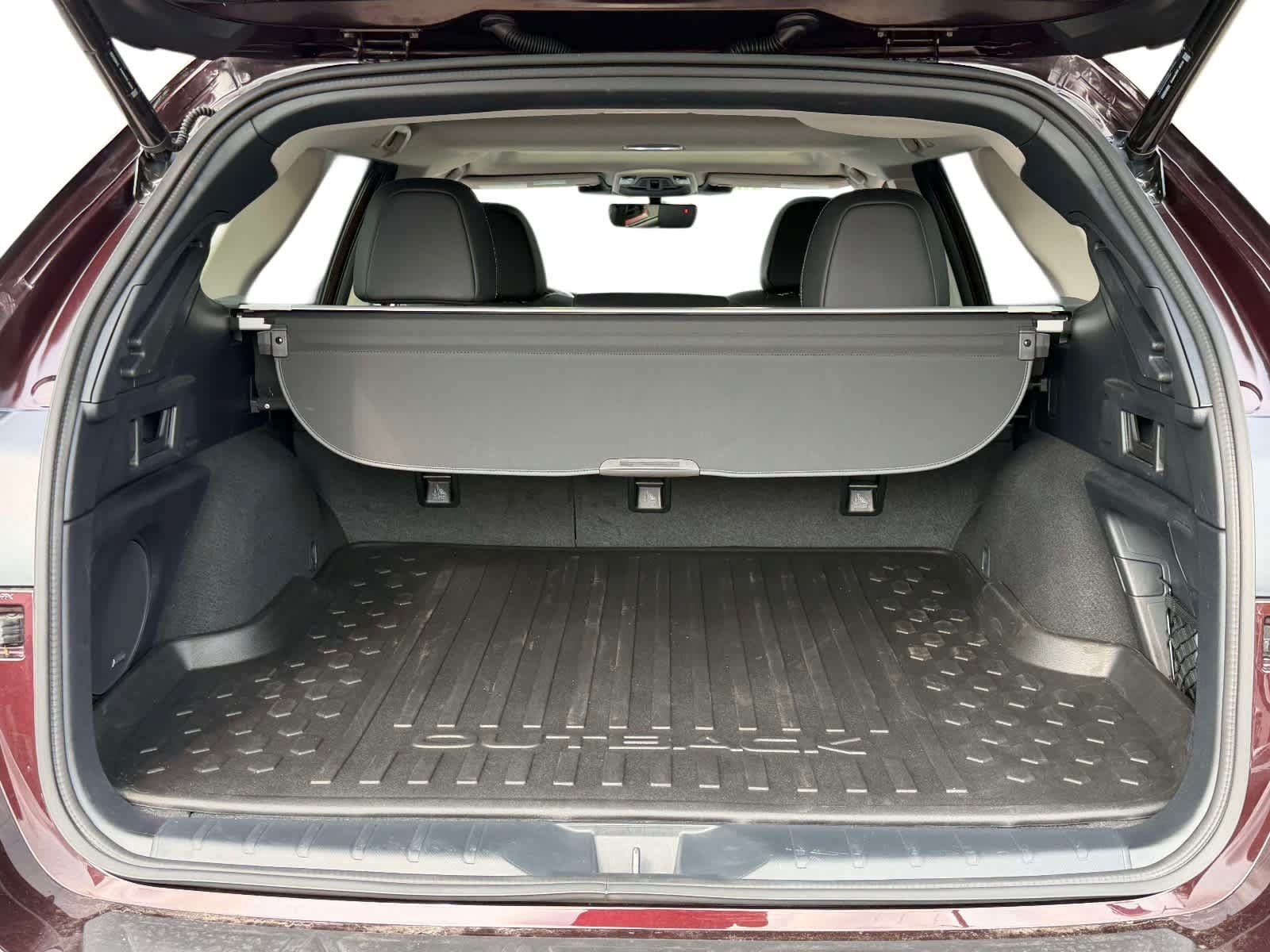 Used 2024 Subaru Outback Limited XT AWD/4WD image 8