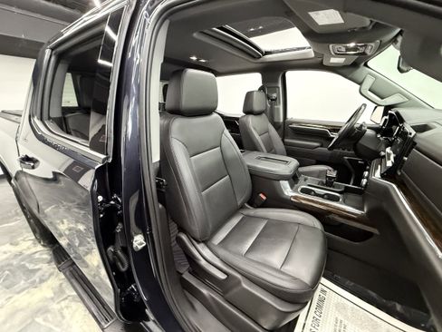 Used 2022 GMC Sierra 1500 Elevation w/ Preferred Package image 22