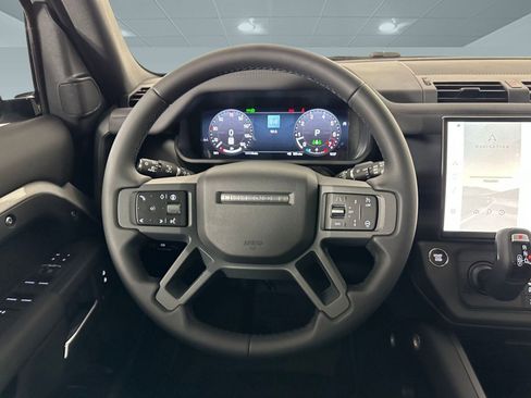 Used 2026 Land Rover Defender 110 S image 15
