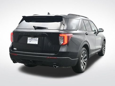Used 2023 Ford Explorer ST-Line w/ Class IV Trailer Tow Package image 7