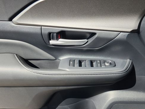 New 2026 Toyota Grand Highlander XLE image 21