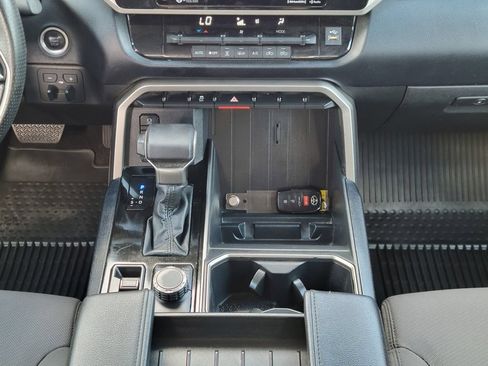Used 2023 Toyota Tundra SR5 w/ SR5 Convenience Package AWD/4WD image 21
