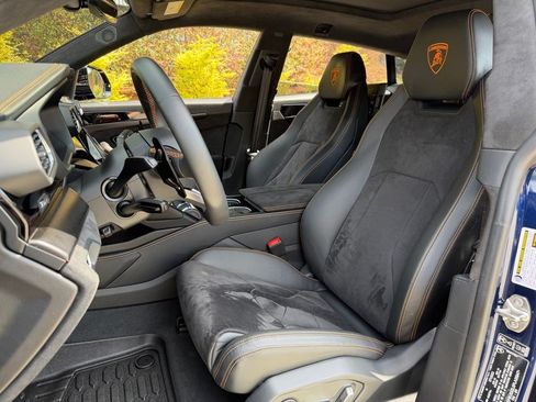 Used 2023 Lamborghini Urus S AWD/4WD image 17