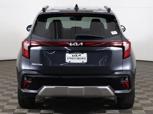 Used 2025 Kia Seltos S FWD image 11