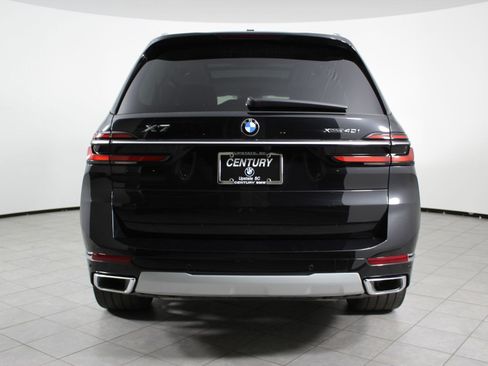 Used 2025 BMW X7 xDrive40i w/ Executive Package image 10