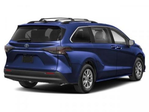 New 2026 Toyota Sienna LE FWD image 2
