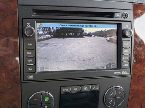 Used 2011 Chevrolet Silverado 2500 LTZ w/ LTZ Plus Package image 20