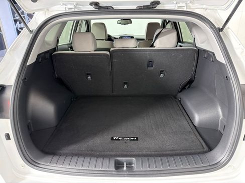 Used 2019 Hyundai Tucson Value FWD image 19