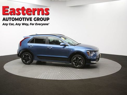 Used 2023 Kia Niro Wave w/ Wave Preserve Package image 46