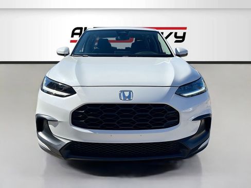 Used 2024 Honda HR-V LX image 2