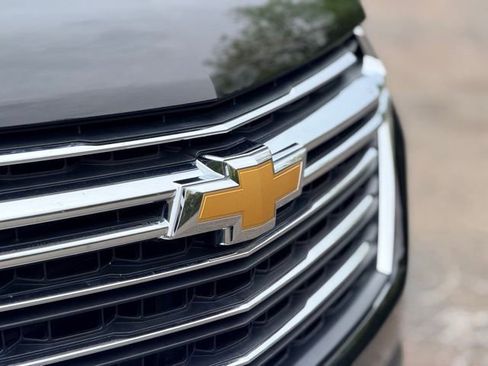 Used 2023 Chevrolet Traverse LT w/ LPO, Floor Liner Package AWD/4WD image 30
