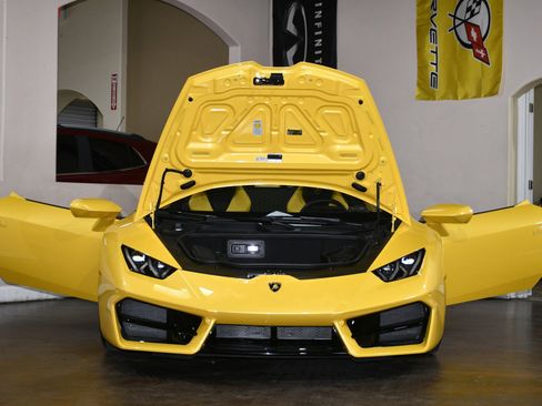 Used 2018 Lamborghini Huracan LP 580-2 image 86