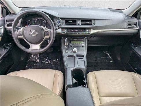 Used 2013 Lexus CT 200h image 16