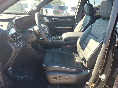 New 2026 Buick Enclave Avenir w/ Super Cruise Package image 11