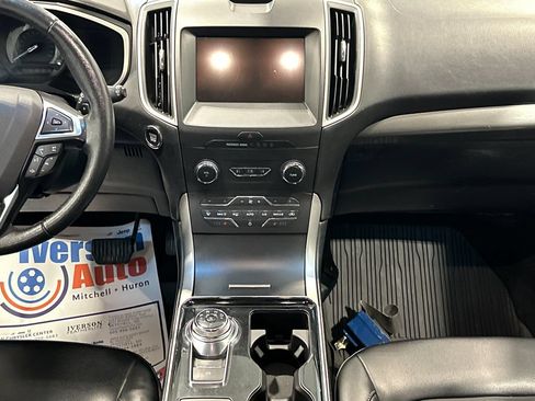 Used 2019 Ford Edge SEL w/ Equipment Group 201A AWD/4WD image 30
