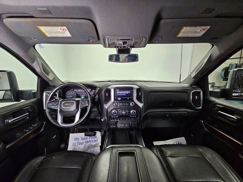 Used 2020 GMC Sierra 2500 SLT w/ SLT Premium Plus Package AWD/4WD image 9