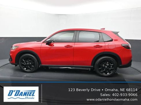 Used 2024 Honda HR-V Sport image 4