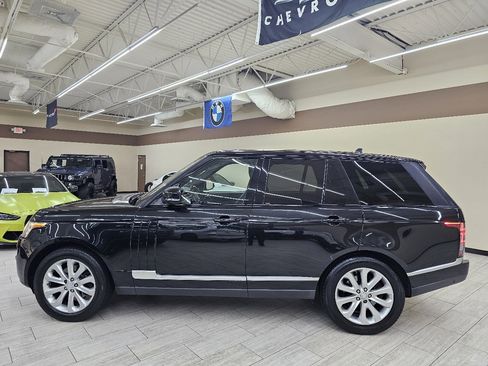 Used 2016 Land Rover Range Rover HSE image 10
