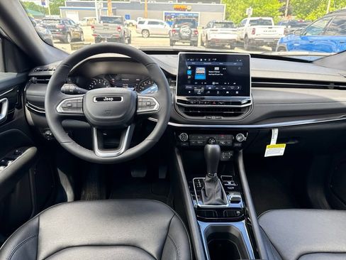 New 2026 Jeep Compass Limited AWD/4WD image 19