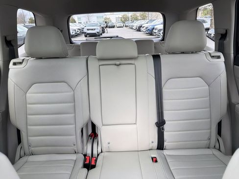 New 2026 Volkswagen Atlas SEL image 32