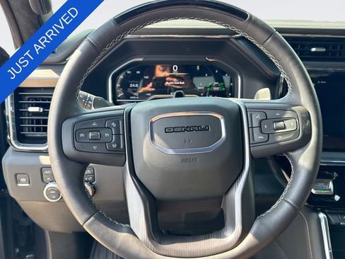 Used 2025 GMC Sierra 1500 Denali Ultimate AWD/4WD image 14