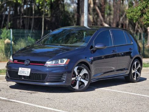Used 2017 Volkswagen GTI Autobahn image 22