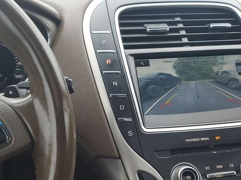 Used 2016 Lincoln MKX Reserve AWD/4WD image 30