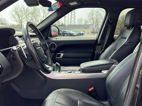 Used 2020 Land Rover Range Rover Sport HSE Dynamic image 8