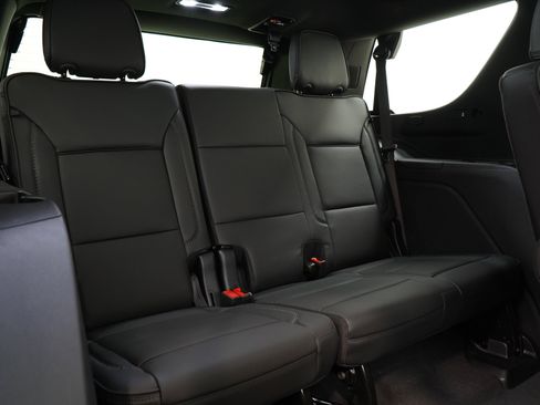 Used 2026 GMC Yukon Denali w/ Denali Reserve Package AWD/4WD image 15
