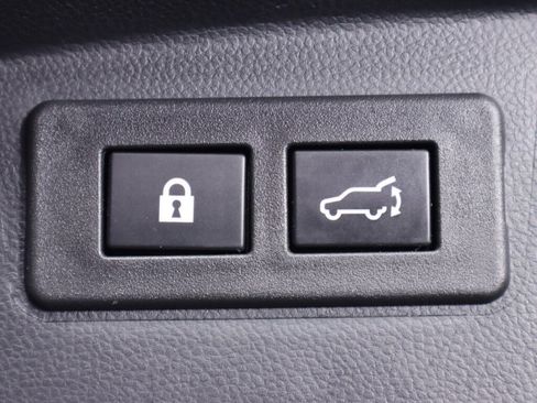 Used 2022 Subaru Outback Limited image 37