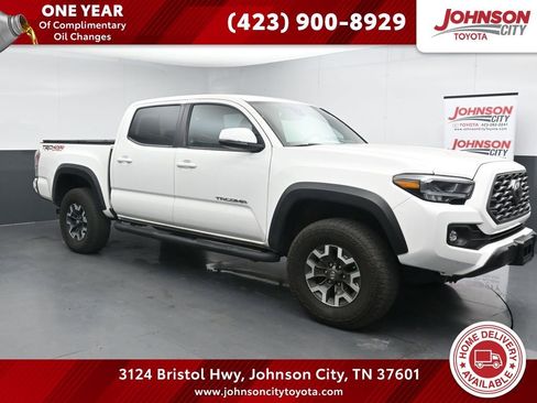 Used 2023 Toyota Tacoma TRD Off-Road AWD/4WD image 1