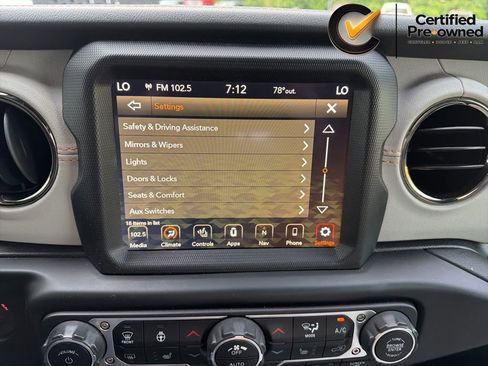 Used 2021 Jeep Gladiator Overland AWD/4WD image 97