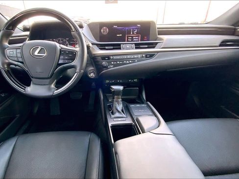 Used 2019 Lexus ES 350 w/ Premium Package image 14