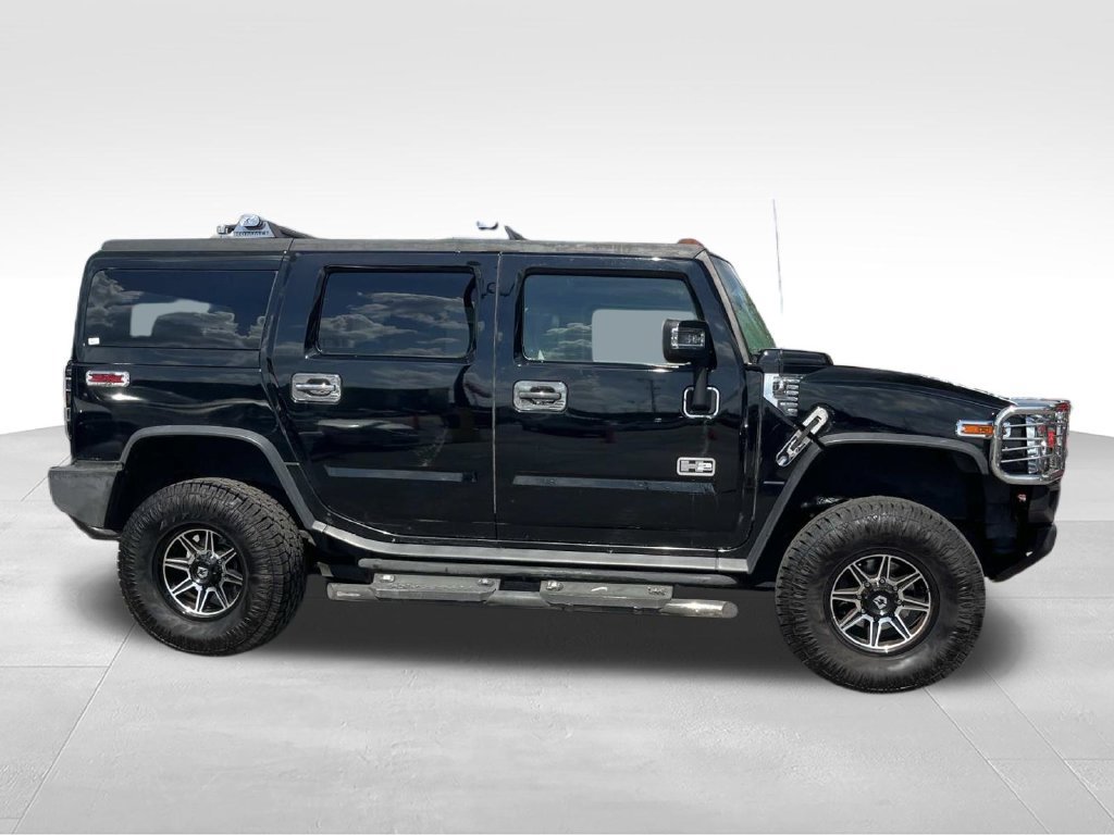 Used 2004 HUMMER H2 w/ Preferred Equipment Group AWD/4WD image 2